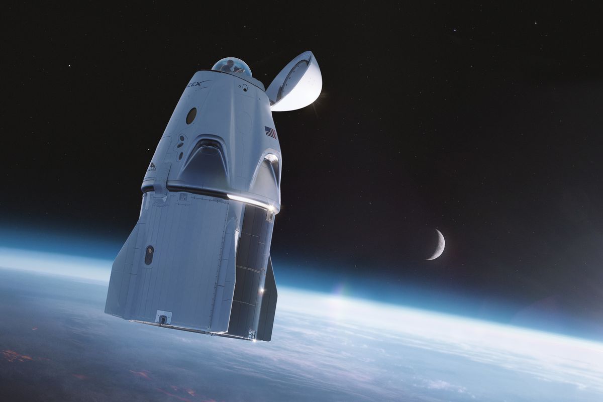 A Closer Look At SpaceX’s Innovative Dragon Capsule