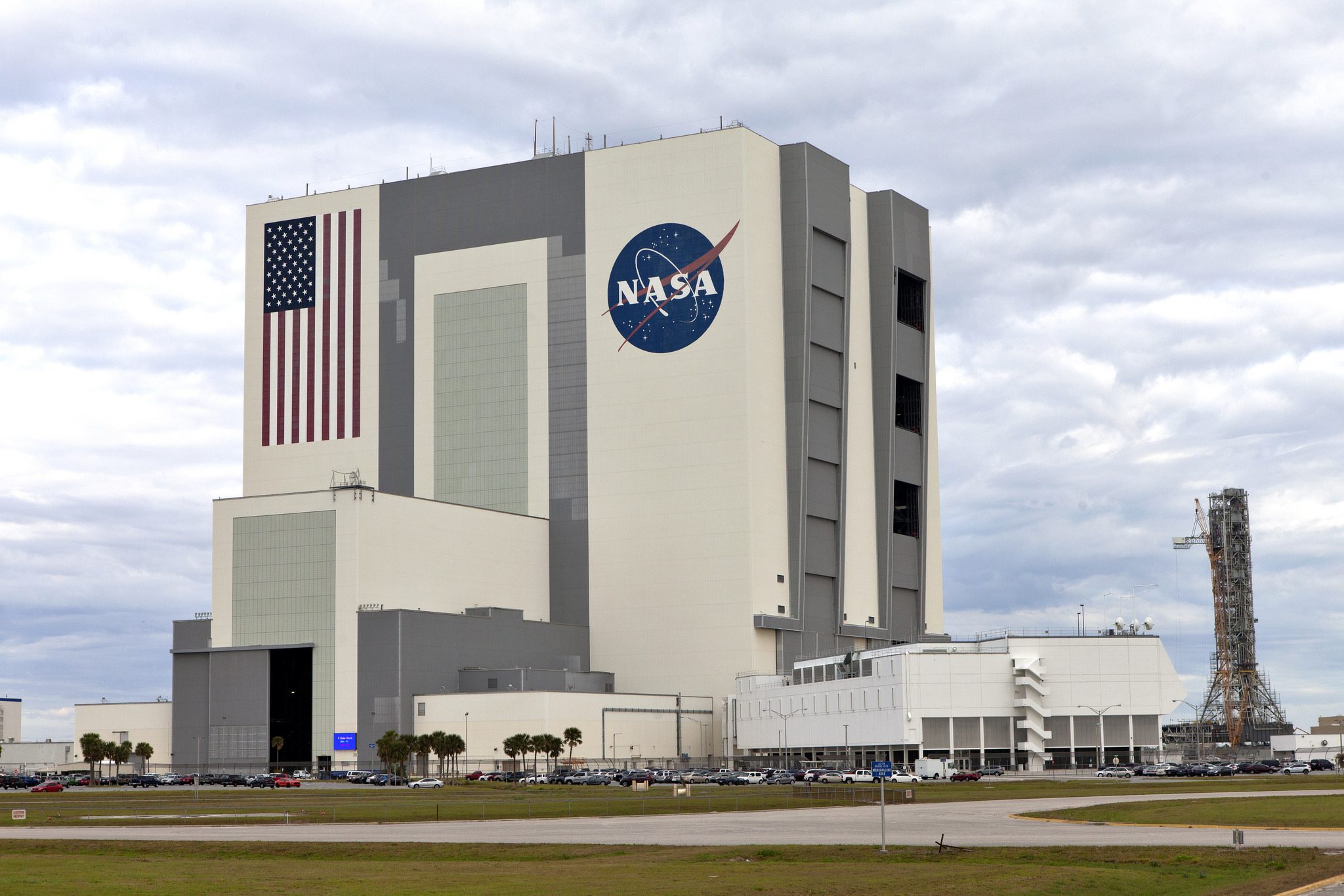 Read more about the article Why NASA Will Always Provide Value To The Space Industry