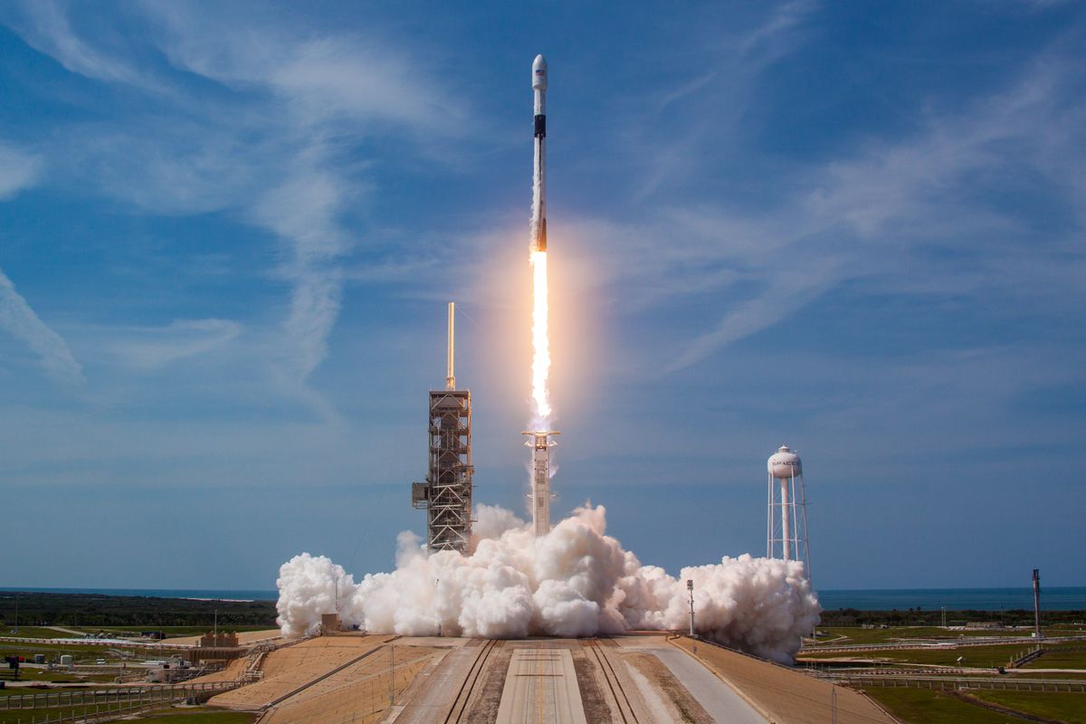 In-Depth View Of SpaceX’s Falcon 9 Launch Vehicle