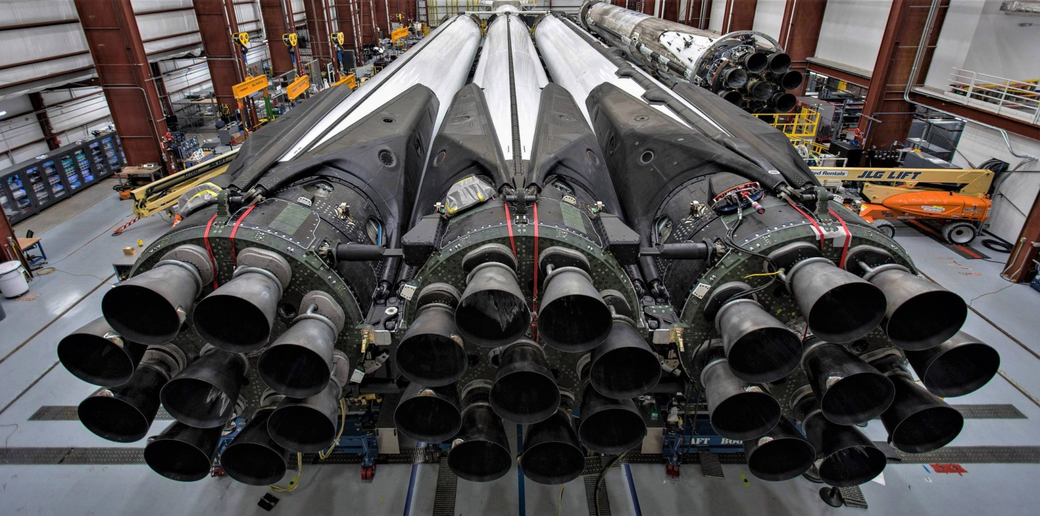 The Falcon Heavy Is Set To Launch In Just One Week – TheSpaceBucket