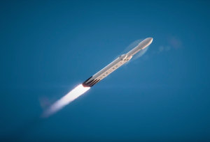 Read more about the article SpaceX’s Falcon Heavy Is Heading To An Asteroid