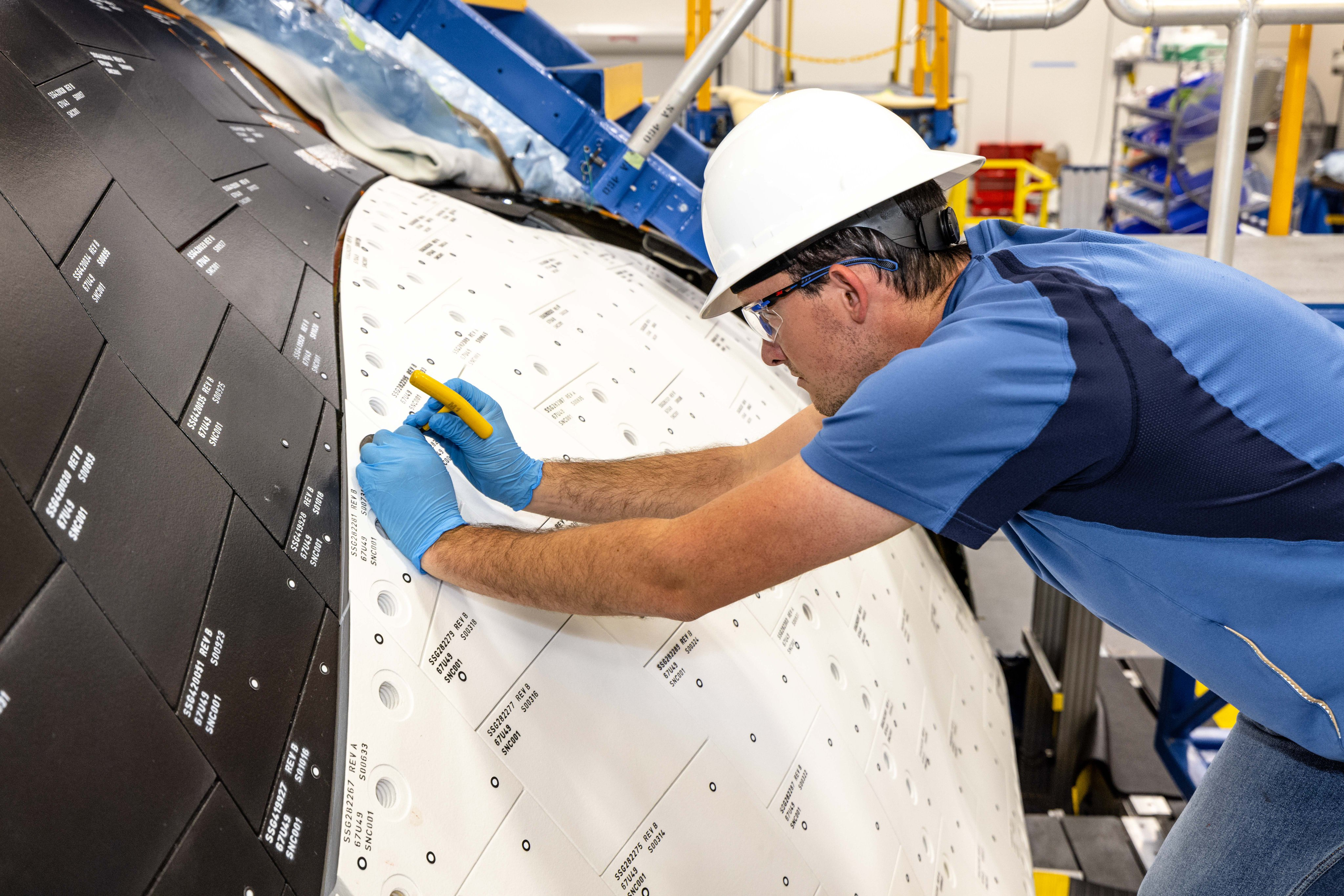 Read more about the article A Closer Look At The Modern Spaceplane’s Heat Shield
